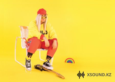 Tones and I - Dance Monkey