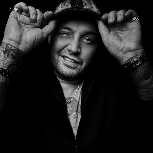 GUF - Улыбнись  (2022)